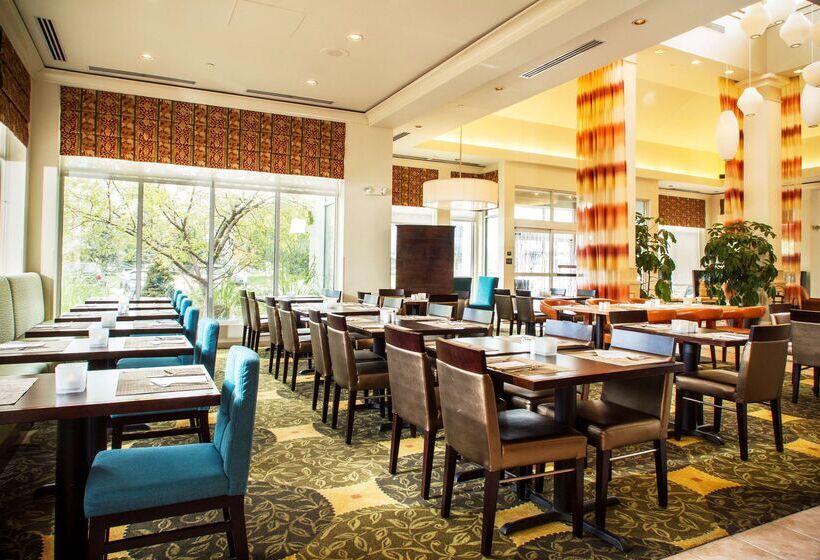 בית מלון כפרי Hilton Garden Inn Denver Airport