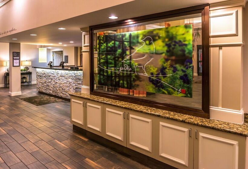 فندق Hilton Garden Inn Detroit   Southfield, Mi