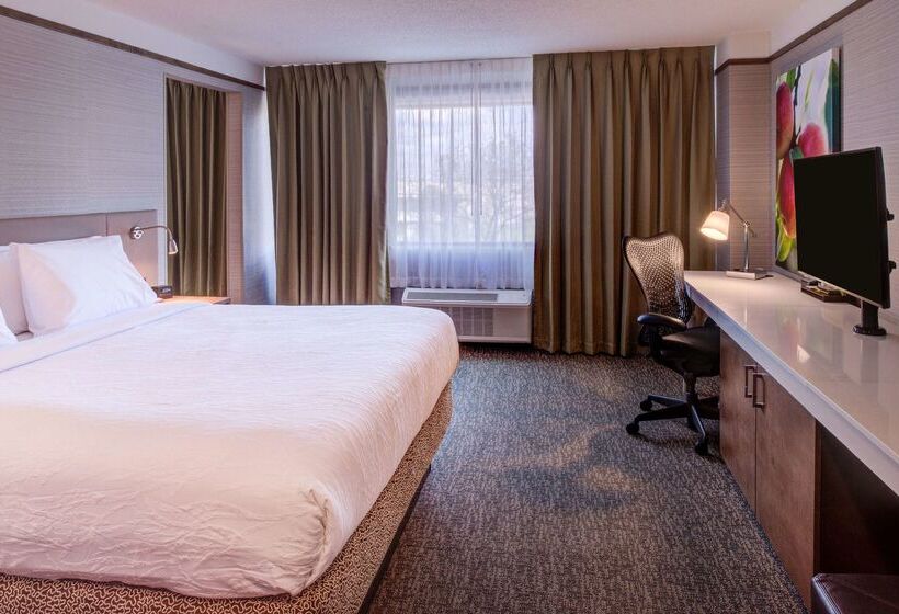 فندق Hilton Garden Inn Detroit   Southfield, Mi