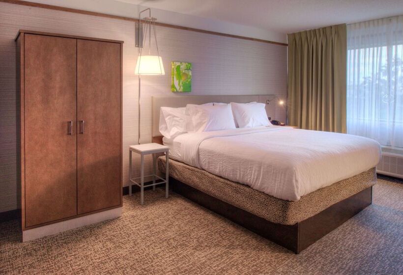 فندق Hilton Garden Inn Detroit   Southfield, Mi