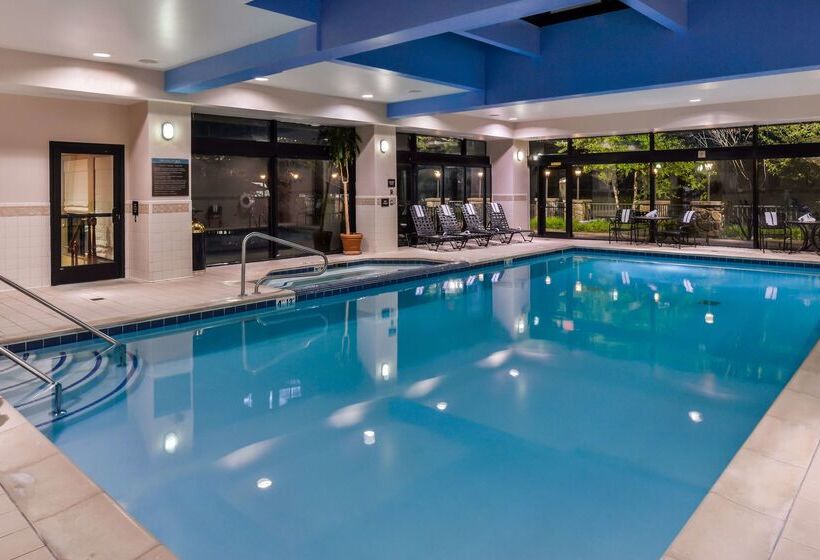 فندق Hilton Garden Inn Detroit   Southfield, Mi