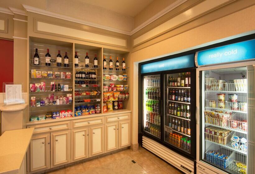 هتل Hilton Garden Inn Flagstaff