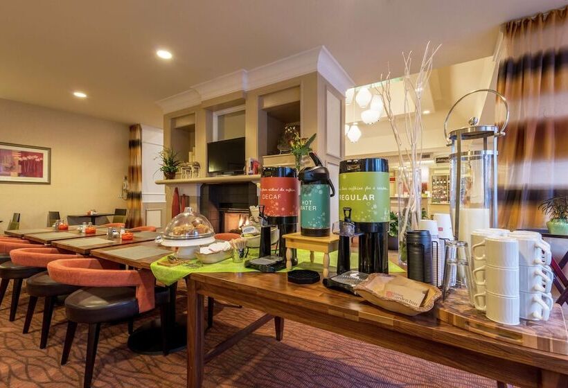 هتل Hilton Garden Inn Flagstaff