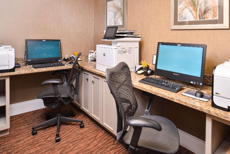 هتل Hilton Garden Inn Flagstaff