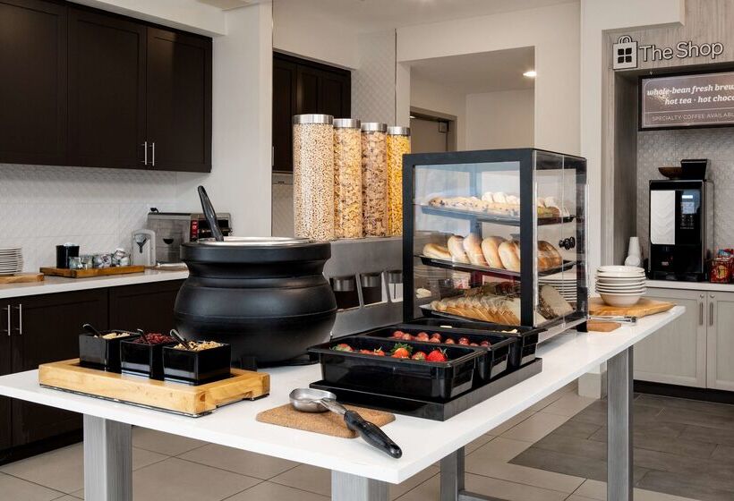 Отель Hilton Garden Inn Folsom