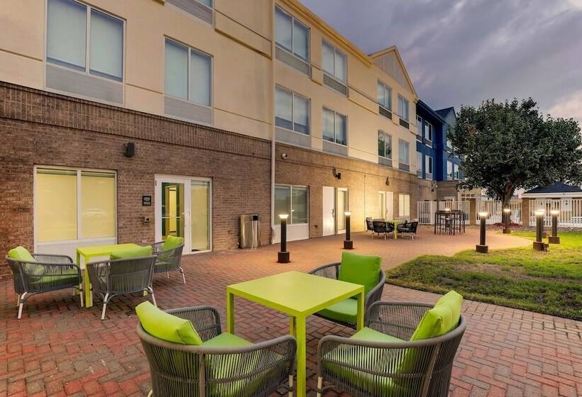 هتل Hilton Garden Inn Fort Worth/fossil Creek