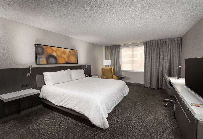 هتل Hilton Garden Inn Las Colinas