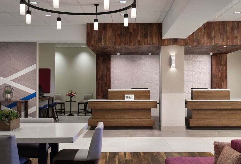 هتل Hilton Garden Inn Las Colinas