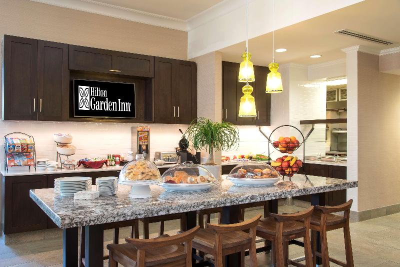 هتل Hilton Garden Inn Lexington Hamburg