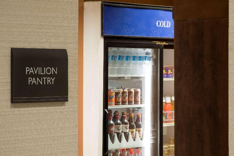 هتل Hilton Garden Inn Lexington Hamburg