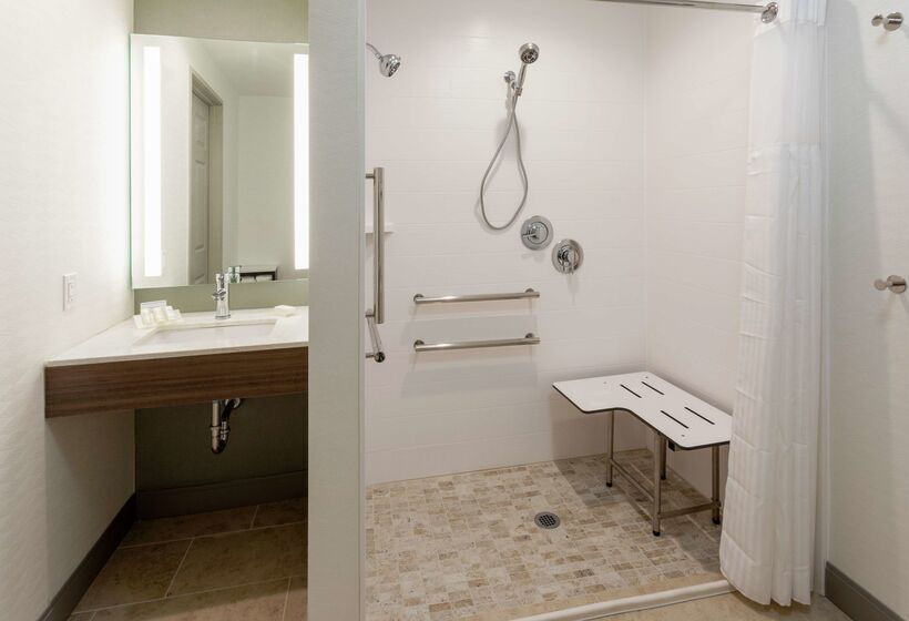 فندق Hilton Garden Inn Minneapolis St. Paulshoreview