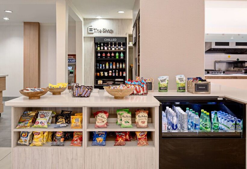 Отель Hilton Garden Inn Roseville