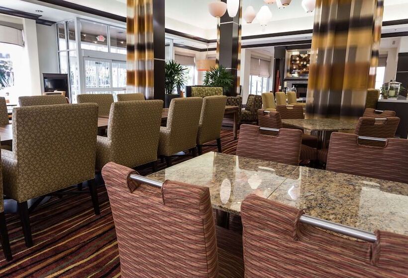 בית מלון כפרי Hilton Garden Inn San Mateo