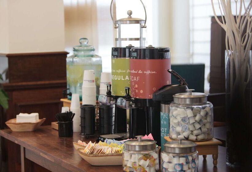 호텔 Hilton Garden Inn Shelton