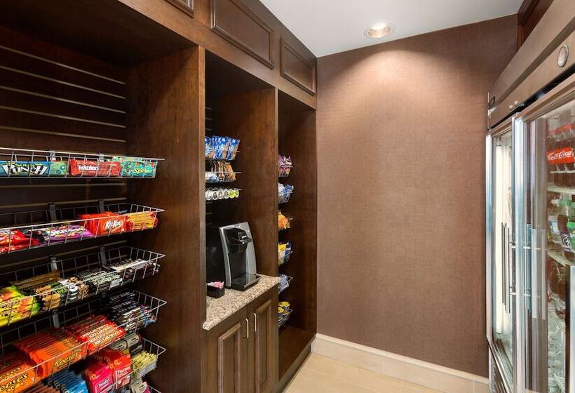 호텔 Hilton Garden Inn Shelton