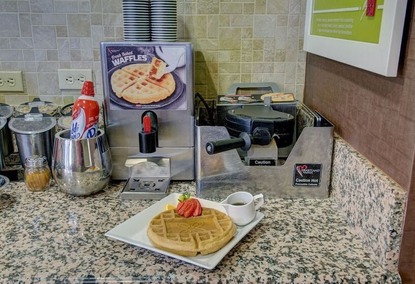 호텔 Hilton Garden Inn Shelton