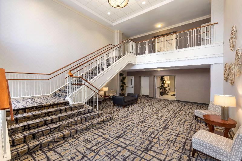 בית מלון כפרי Hilton Garden Inn Shelton