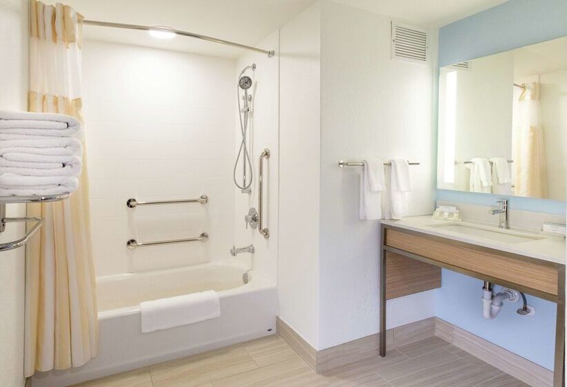 فندق Hilton Garden Inn St. Augustine Beach