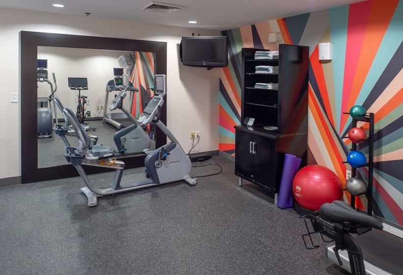 فندق Hilton Garden Inn Chesterfield