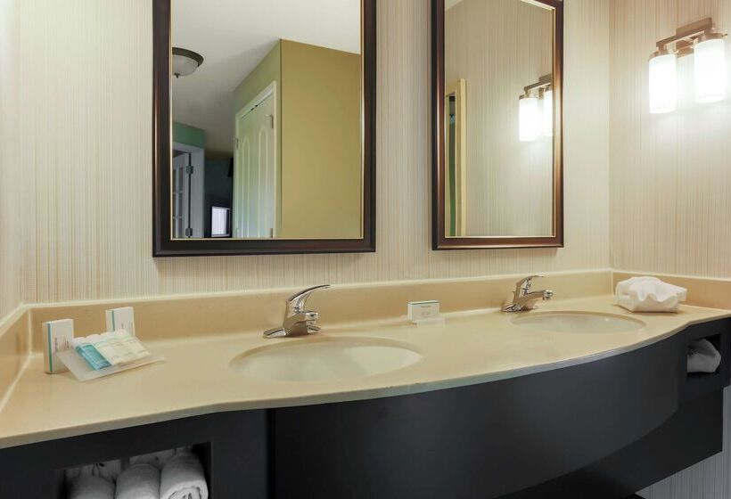 فندق Hilton Garden Inn Tallahassee