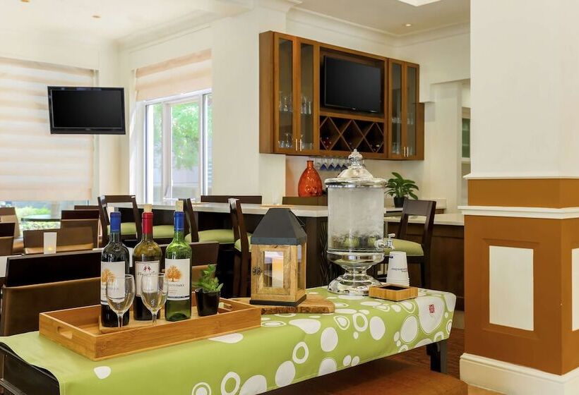 فندق Hilton Garden Inn Tallahassee