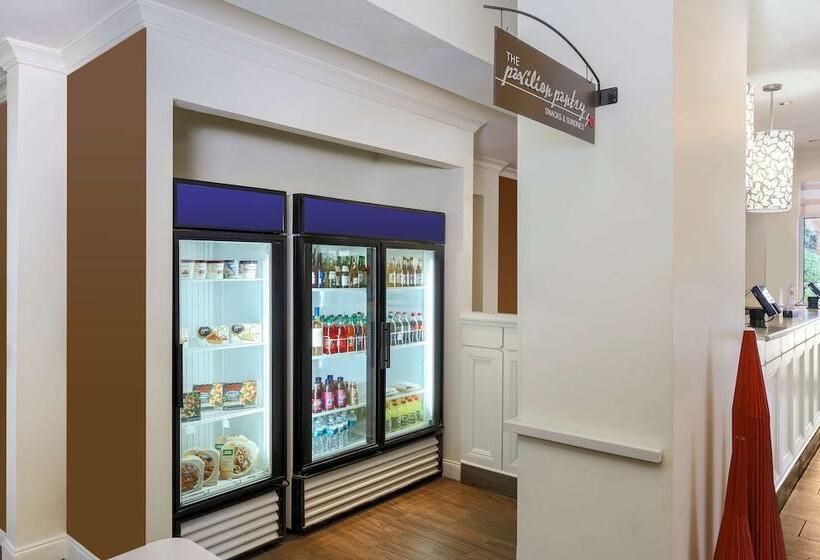 فندق Hilton Garden Inn Tallahassee