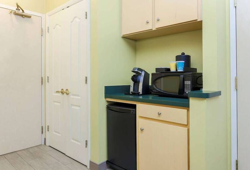 فندق Hilton Garden Inn Tallahassee