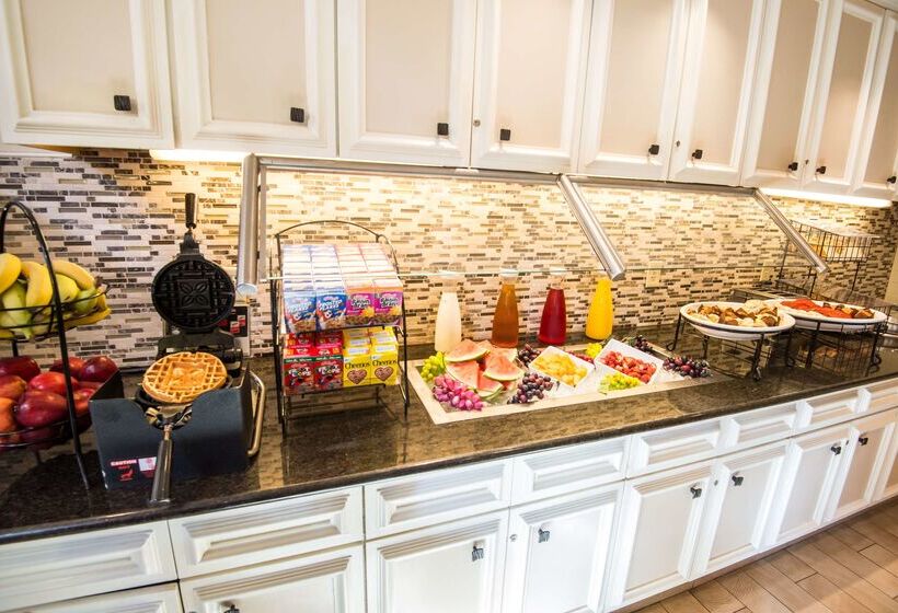 בית מלון כפרי Hilton Garden Inn Tampa Ybor Historic District