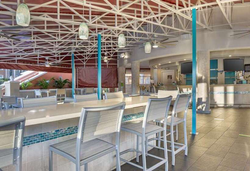 فندق Hilton Grand Vacations Club Seaworld® Orlando