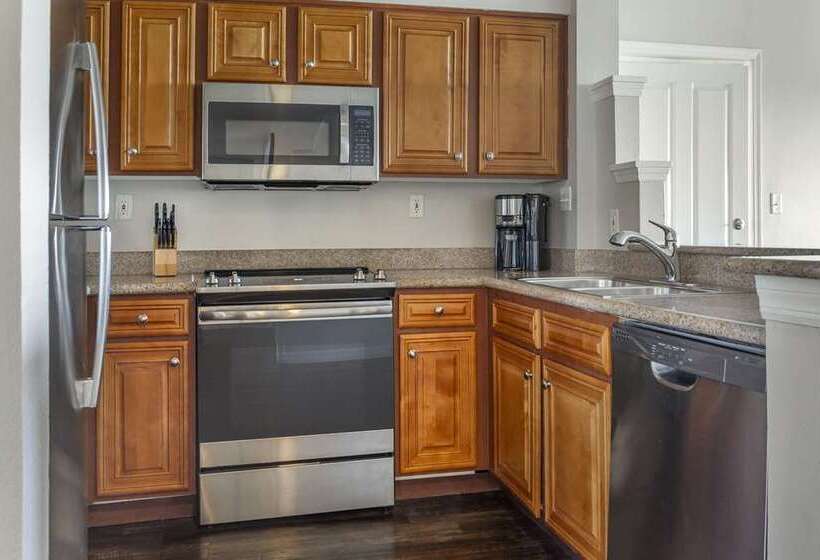 فندق Hilton Grand Vacations Club Seaworld® Orlando