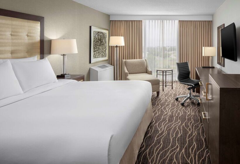 فندق Hilton Kansas City Airport