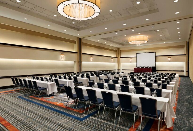 فندق Hilton Long Island/huntington