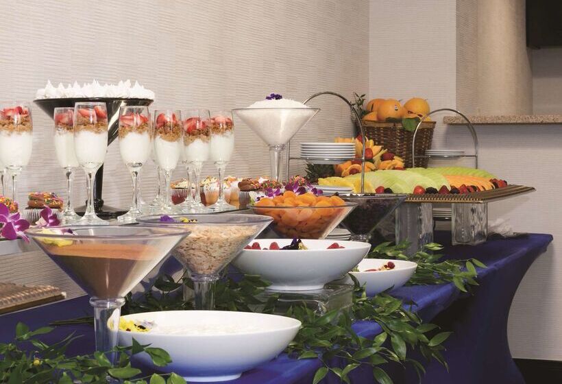 فندق Hilton Long Island/huntington