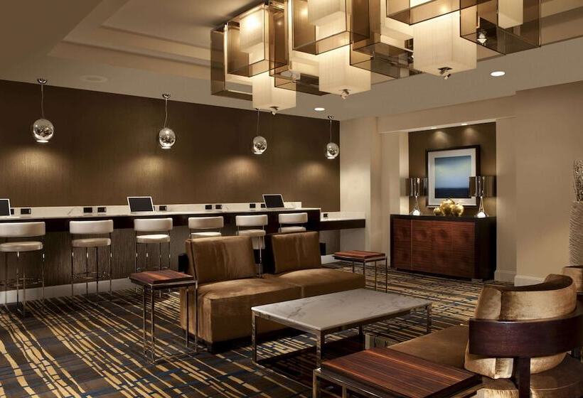 בית מלון כפרי Hilton Mclean Tysons Corner