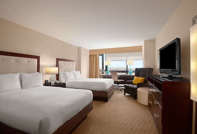 فندق Hilton Miami Airport Blue Lagoon