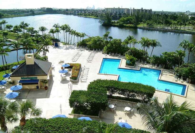 فندق Hilton Miami Airport Blue Lagoon