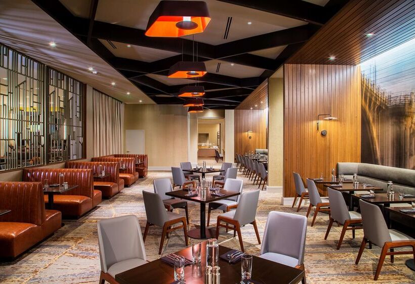 فندق Hilton Minneapolis