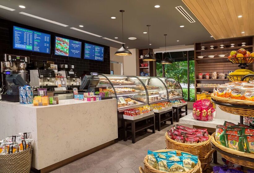 هتل Hilton Minneapolis