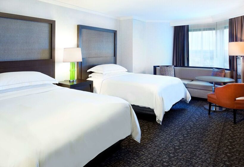 هتل Hilton Minneapolisst. Paul Airport