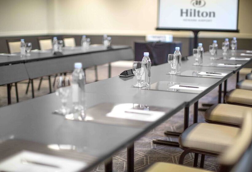 هتل Hilton Newark Airport