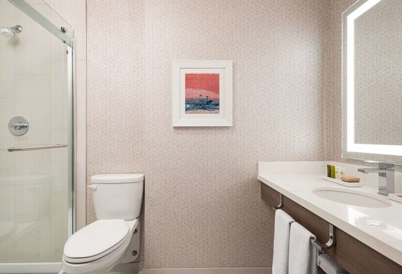 Coast Seattle Downtown Hotel By Apa