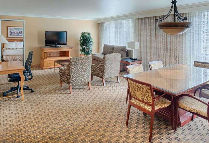 ホテル Hilton Seattle Airport & Conference Center
