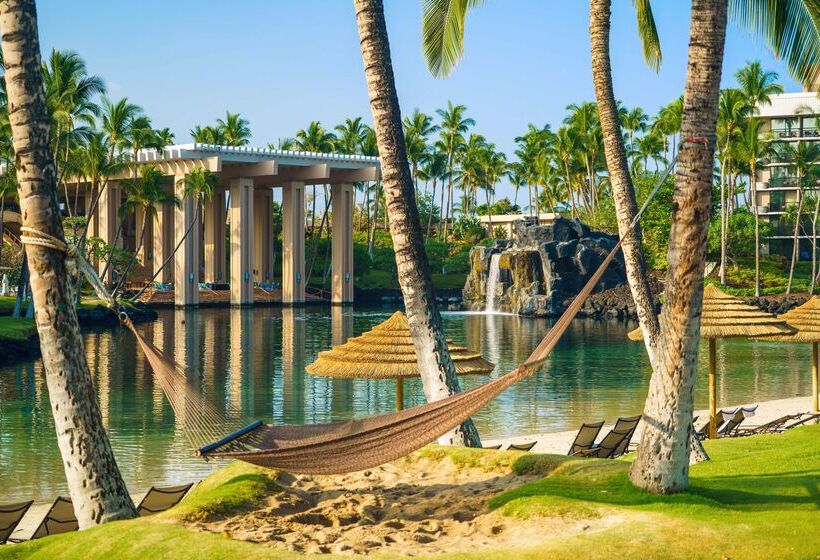 בית מלון כפרי Hilton Waikoloa Village