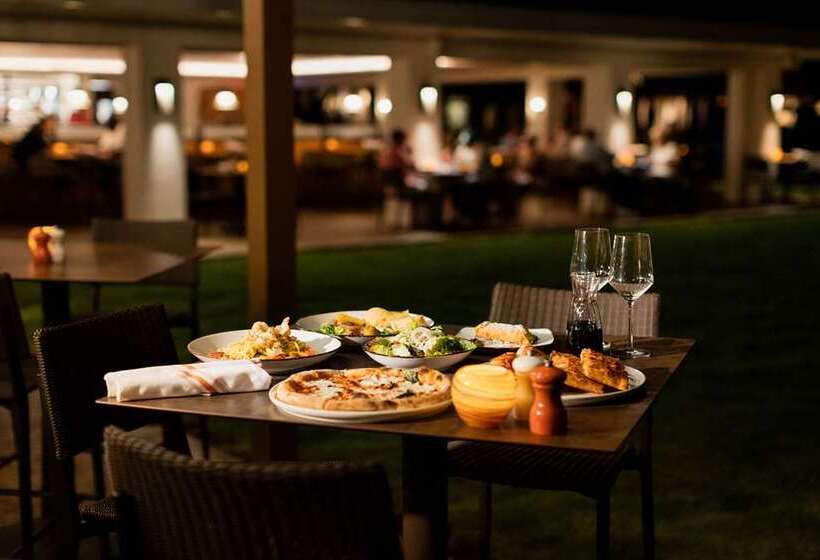 בית מלון כפרי Hilton Waikoloa Village