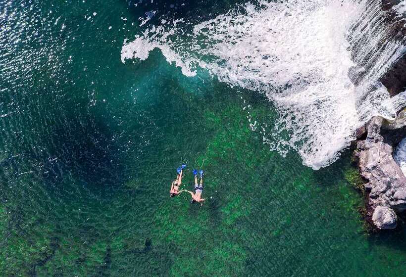 בית מלון כפרי Hilton Waikoloa Village