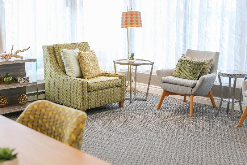 هتل Holiday Inn Bloomington Airport South Mall Area By Ihg