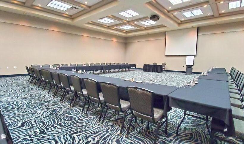 酒店 Holiday Inn Kearney, An Ihg