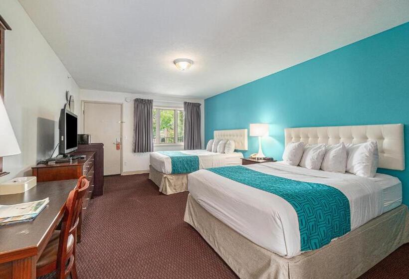 酒店 Howard Johnson By Wyndham Traverse City