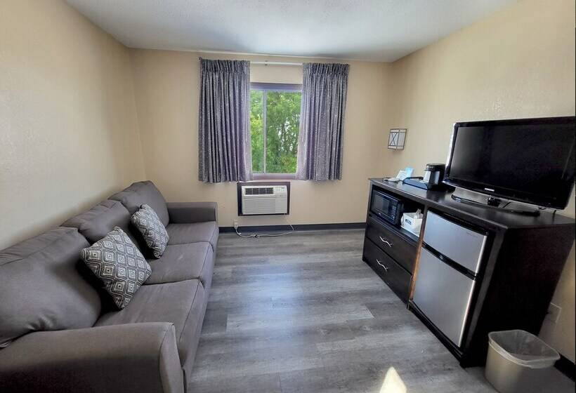 فندق Howard Johnson By Wyndham Waterloo/cedar Falls