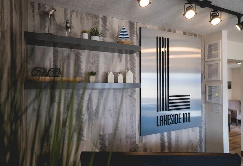 فندق Lakeside Inn